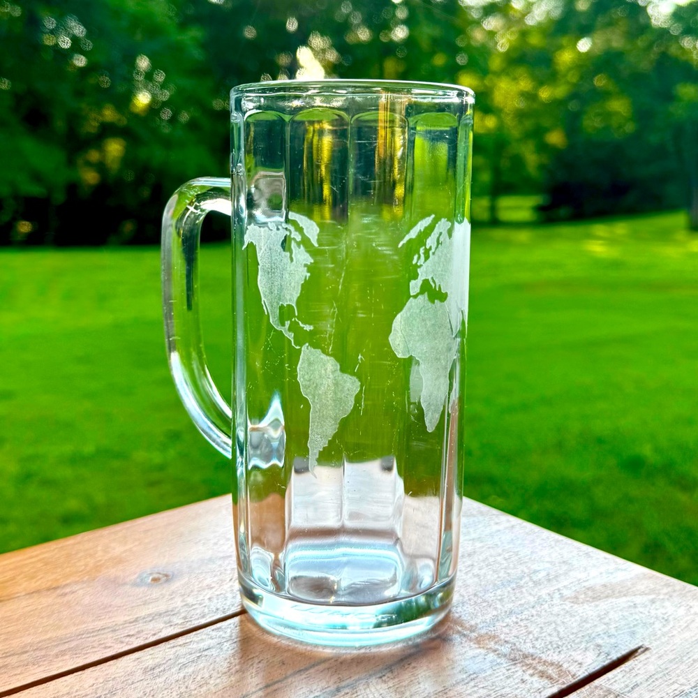 🌍 Vintage Etched World Map Beer Mug – Frosted Continents – 6.5” Tall - Sahm